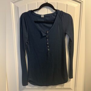 Navy Long Sleeve Basic top